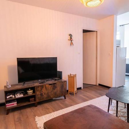 *Appartement Au Bout Du Monde Thouars* Esterno foto