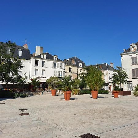 *Appartement Au Bout Du Monde Thouars* Esterno foto